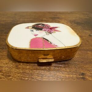 Vintage Pillbox